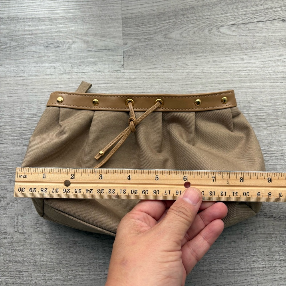 Yves Saint Laurent Pouch - Picture 3 of 9